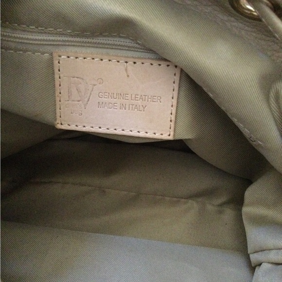 NWT Divas leather bag fringed bucket - Picture 4 of 5